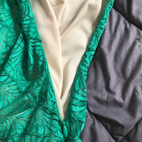 Discontinued! NWT Bebe gorgeous cocktail dress! - Picture 4 of 4